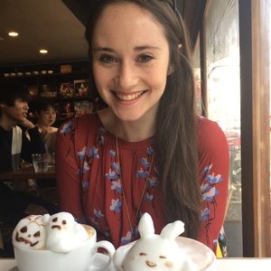 Meet your Posher, Chloe